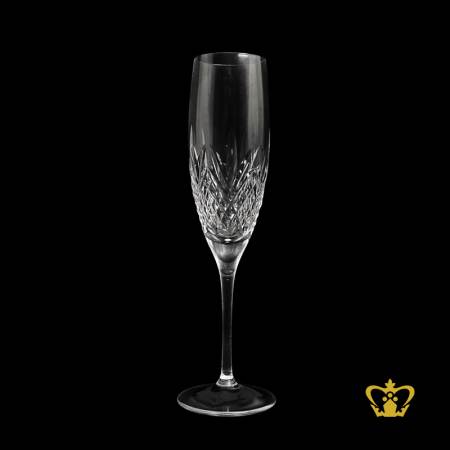 Manufactured-Artistic-Champagne-Glass-with-Intricate-Cuts