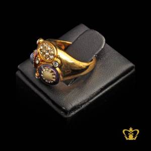 Golden-ring-inlaid-with-sparkling-crystal-diamonds-and-assorted-color-shell-beads