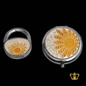 Flower-design-small-compact-ladies-mirror-and-purse-holder-embellish-with-crystal-diamond