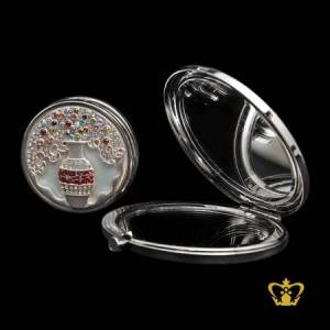 Round-silver-beautiful-vase-design-small-compact-ladies-mirror-and-purse-holder-embellish-with-multicolor-crystal-stone