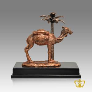 Camel-and-palm-tree-replica-UAE-traditional-souvenir-tourist-gift