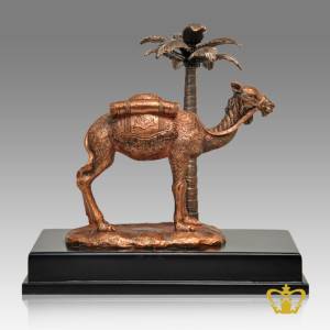 Camel-and-palm-tree-replica-UAE-traditional-souvenir-tourist-gift