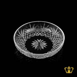 Elegant-alluring-pattern-handcrafted-on-decorative-crystal-centerplate