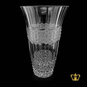 Luminous-imperial-design-adorned-classic-crystal-vase-handcrafted-skilled-frosted-diamond-pattern