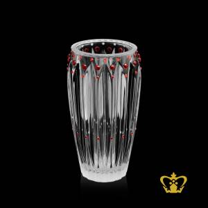 Manufactured-Artistic-Crystal-Vase-with-Intricate-Cuts