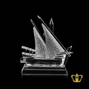 Crystal-ship-replica-embellished-with-sparkling-crystal-diamond-traditional-corporate-UAE-national-day-gift-tourist-souvenir