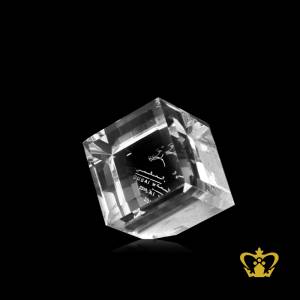 crystal-cube-engraved-with-horse-head