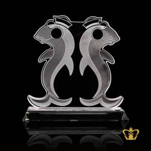 Personalized-crystal-fish-cutout-trophy-with-clear-base-customized-text-engraving-logo