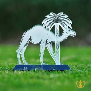 Crystal-cutout-with-camel-and-palm-tree-a-UAE-traditional-souvenir-gift