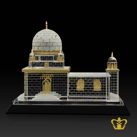 Crystal-Replica-Syedna-Hatim-Roza-mausoleum-with-black-crystal-base