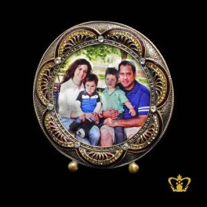 Family-picture-color-printed-decorative-round-photo-frame