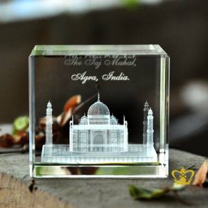 Crystal-rectangular-cube-3D-Laser-Engraved-The-Taj-Mahal-one-of-the-wonders-of-the-world-tourist-souvenir-gift