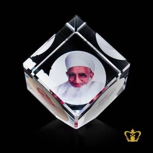 Color-printed-on-crystal-cube-Burhanuddin-Moula-religious-souvenir-gift-Bohra-community