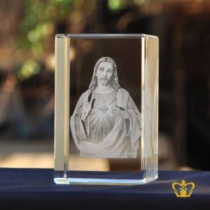3d-laser-engraved-Jesus-crystal-cube-Baptism-Easter-Christian-occasions-Christmas-gifts