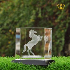 Horse-3D-Laser-Engraved-with-Black-Base-Gift-Crystal-Cube-Customized-Logo-Text-Pictures