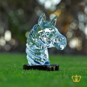 Manufactured-Artistic-Crystal-Replica-of-Horse-Head-with-Circular-Black-Base-and-Intricate-Detailing