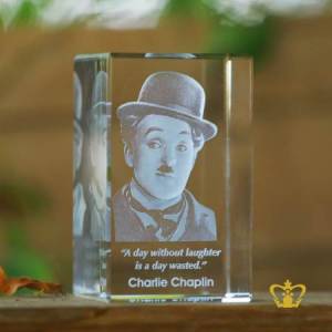 3D-laser-engraved-crystal-rectangular-cube-Charlie-Chaplin-with-his-most-popular-quotes-etched