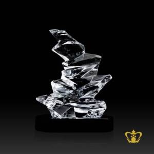 Masterpiece-Crystal-Replica-of-an-Eagle-in-Abstract-Form-stands-on-Black-Crystal-Base