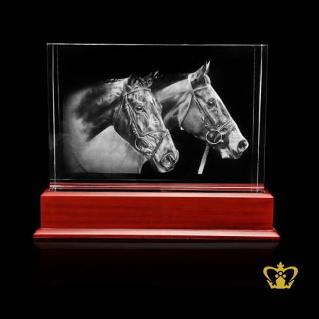 Horse-3D-laser-engraved-in-crystal-cube-with-led-light-wooden-base
