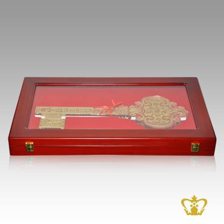 Crystal-key-cutout-with-golden-Arabic-word-calligraphy-la-ila-ali-un-Islamic-religious-occasions-gift-Eid-Ramadan-souvenir