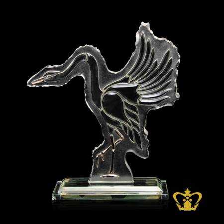 Handcrafted-crystal-swan-cutout-with-2tier-clear-base-decorative-gift