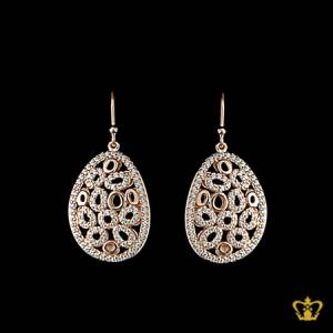 Golden-color-oval-curve-earring-embellished-with-sparkling-crystal-diamond-gorgeous-gift-for-her