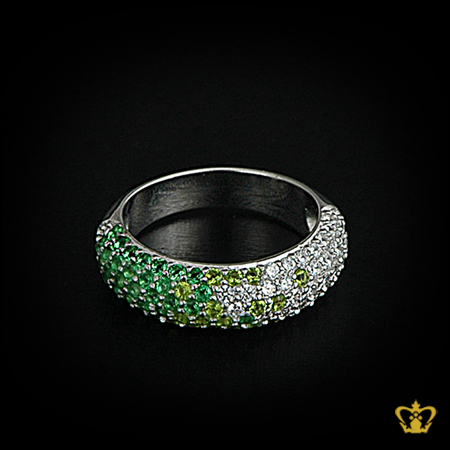 Chic-stylish-silver-ring-inlaid-with-exclusive-green-and-clear-crystal-diamonds-lovely-designer-gift-for-her