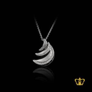 Alluring-moon-pendant-inlaid-with-sparkling-crystal-diamonds-chic-gift-for-her