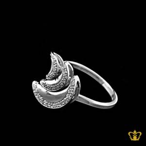 Stylish-silver-moon-ring-inlaid-with-sparkling-crystal-diamonds-elegant-gift-for-her