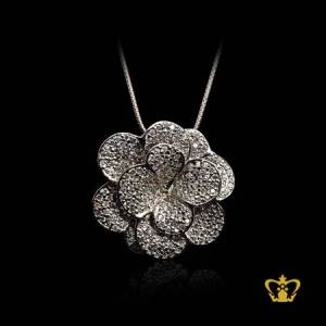 Gleaming-modish-silver-flower-pendant-inlaid-with-crystal-diamond-elegant-gift-for-her