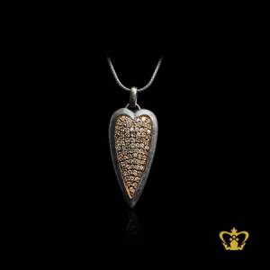Delicate-chic-leaf-pendant-inlaid-with-beautiful-clear-crystal-diamonds-lovely-gift-for-her
