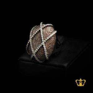 Dashing-oval-elegant-cross-pattern-ring-inlaid-with-brown-crystal-diamonds-lovely-gift-for-her