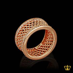 Opulent-luxurious-rose-gold-color-ring-inlaid-with-crystal-lovely-gift-for-her
