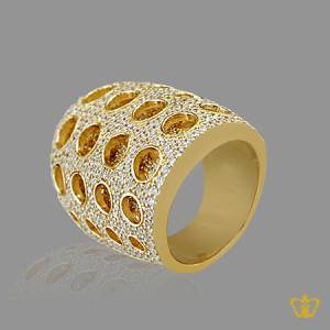 Glitzy-gold-color-designer-ring-inlaid-with-crystal-diamonds-lovely-gift-for-her