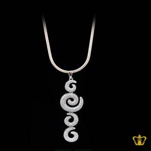 Elegant-designer-embellished-pendant-inlaid-with-crystal-diamond-a-fashionable-designer-opulent-gift-for-her