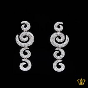 Silver-round-opulent-earring-inlaid-with-exquisite-crystal-diamond-lovely-gift-souvenir-for-her
