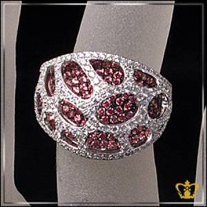 Stylish-chic-crystal-ring-inlaid-with-exclusive-pink-crystals-lovely-opulent-gift-for-her