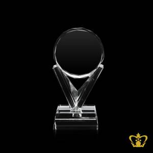 Personalized-Crystal-Circle-Trophy-stands-on-V-shape-Crystal-with-clear-Base-Custom-Logo-Text-Base-UAE-Famous-Gifts