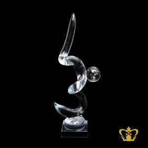 Manufactured-Artistic-Crystal-Snake-Shape-Trophy-with-Intricate-Detailing