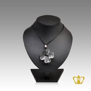 Alluring-crystal-floAlluring-crystal-flower-pendant-lovely-gift-for-her-wer-pendant-lovely-gift-for-her