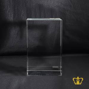 Majestic-crystal-cube-engrave-with-Family-picture-or-VIP-portrait-unique-gift-Souvenir