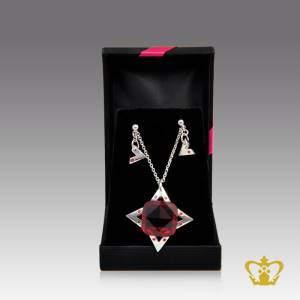 Exquisite-red-crystal-pendant-alluring-lovely-gift-for-her