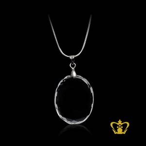 Oval-shape-crystal-Pendant-perfect-gift-for-her-special-occasions-souvenir-engrave-with-name-initials