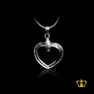 Heart-shape-crystal-Pendant-perfect-gift-for-her-special-occasions-souvenir-engrave-with-name-initials