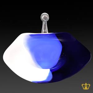 Modern-decorative-blue-and-white-color-crystal-plate-with-handle