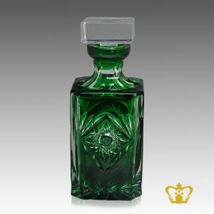 Enchanting-emerald-green-crystal-whiskey-decanter-glamorized-with-authentic-pattern