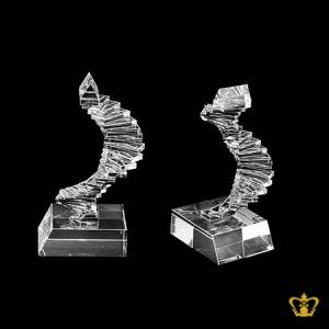 Manufactured-Artistic-Crystal-Stair-Trophy-with-Intricate-Detailing