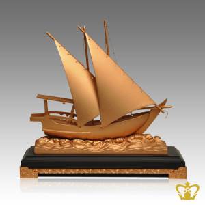 Dhow-replica-metal-with-wooden-base-traditional-corporate-UAE-national-day-gift-tourist-souvenir