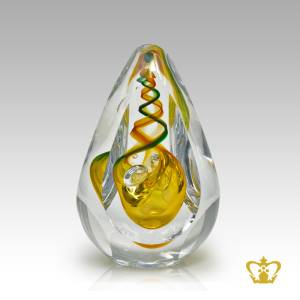 Manufactured-Artistic-Crystal-Paper-Weight-with-Intricate-Design