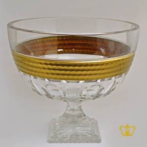 Luminous-modish-luxurious-footed-crystal-bowl-with-alluring-golden-rim